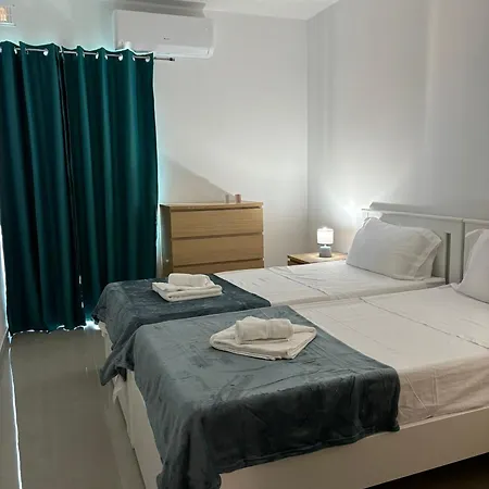 Luxe Living - Modern 3 Bedroom Apartament Xghajra