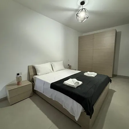 Apartamento Luxe Living - Modern 3 Bedroom