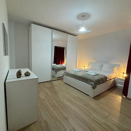 Luxe Living - Modern 3 Bedroom