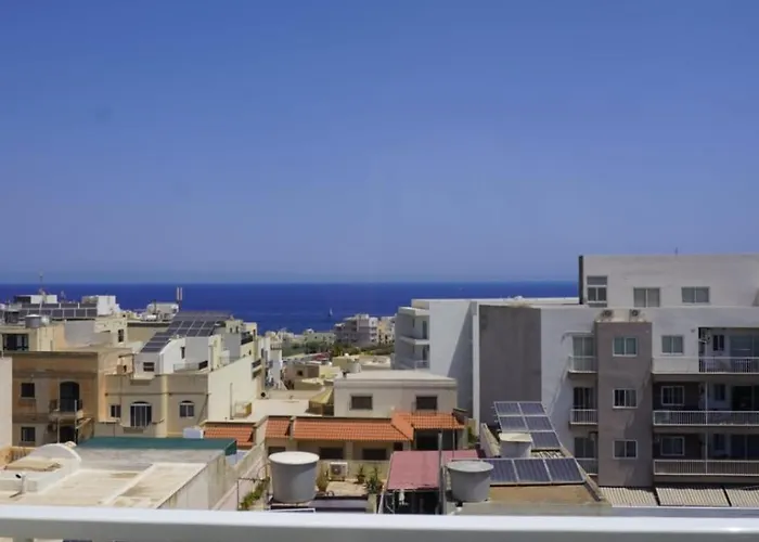 Luxe Living - Modern 3 Bedroom * Xgħajra