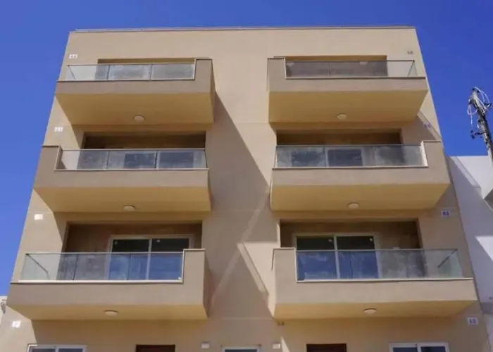 Luxe Living - Modern 3 Bedroom *