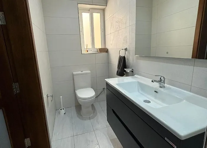 Luxe Living - Modern 3 Bedroom